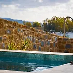 Hills - Luxury With Private Pool, Garden & Seaview Dom wakacyjny *