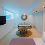 Nyaraló Hills - Luxury With Private Pool, Garden & Seaview
