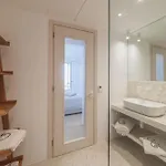 Hills - Luxury With Private Pool, Garden & Seaview Nyaraló *