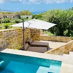 Ferienhaus Hills - Luxury With Private Pool, Garden & Seaview Gialova