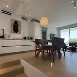 Hills - Luxury With Private Pool, Garden & Seaview Ferienhaus