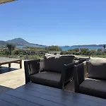 Ferienhaus Hills - Luxury With Private Pool, Garden & Seaview Gialova