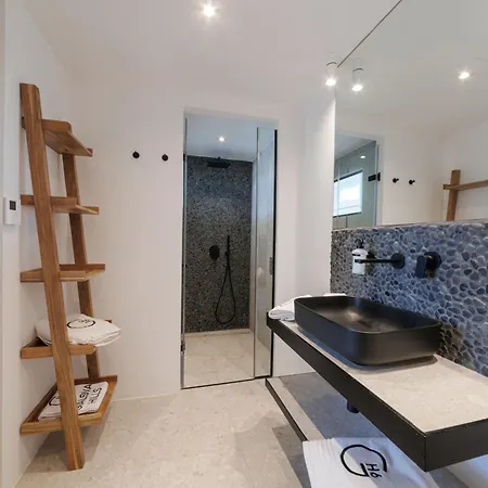 Hills - Luxury With Private Pool, Garden & Seaview Gialova