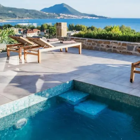 Hills - Luxury With Private Pool, Garden & Seaview *