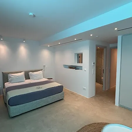 Nyaraló Hills - Luxury With Private Pool, Sauna, Garden & Seaview *