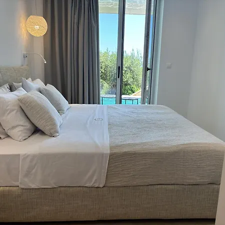 Hills - Luxury With Private Pool, Sauna, Garden & Seaview Jálova