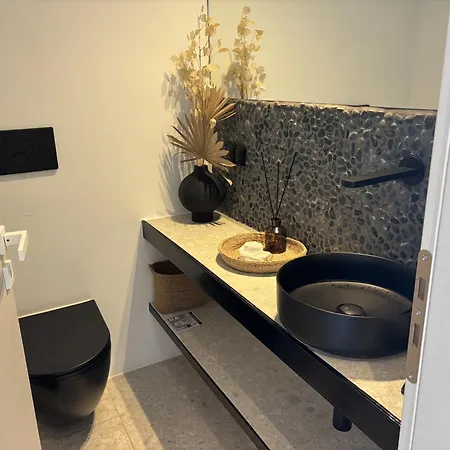 Hills - Luxury With Private Pool, Sauna, Garden & Seaview Nyaraló