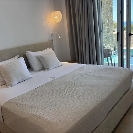 Hills - Luxury With Private Pool, Sauna, Garden & Seaview Nyaraló