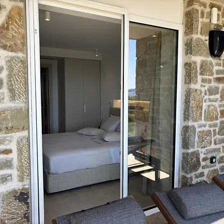 Nyaraló Hills - Luxury With Private Pool, Sauna, Garden & Seaview