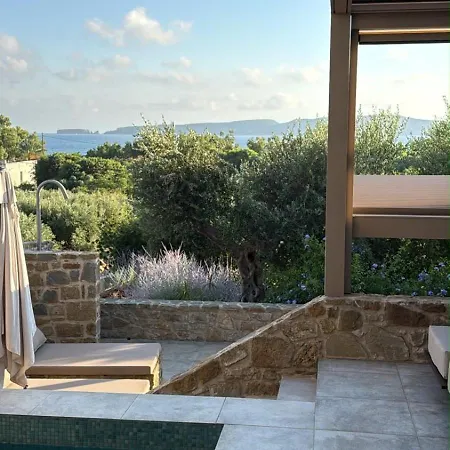 Ferienhaus Gialova Hills - Luxury Villa With Private Pool, Sauna, Garden & Seaview *