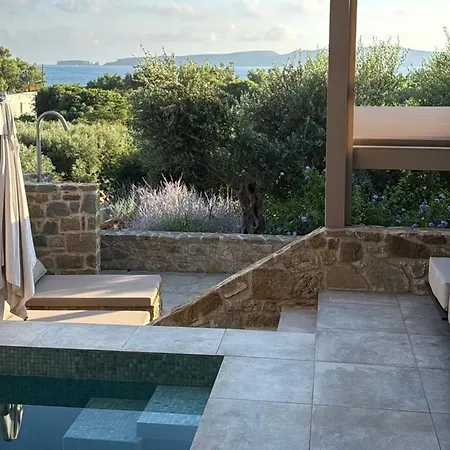 Ferienhaus Gialova Hills - Luxury Villa With Private Pool, Sauna, Garden & Seaview