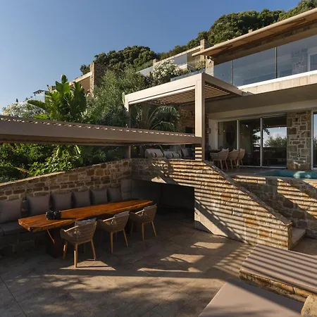 Casa vacanze Hills - Luxury With Private Pool, Sauna, Garden & Seaview *