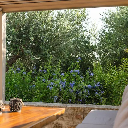 Nyaraló Hills - Luxury With Private Pool, Sauna, Garden & Seaview Jálova