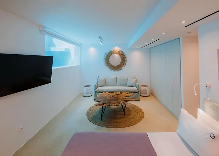 Tatil Evi Hills - Luxury With Private Pool, Garden & Seaview