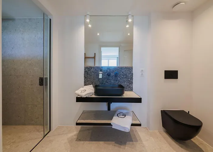 Hills - Luxury With Private Pool, Garden & Seaview Tatil Evi