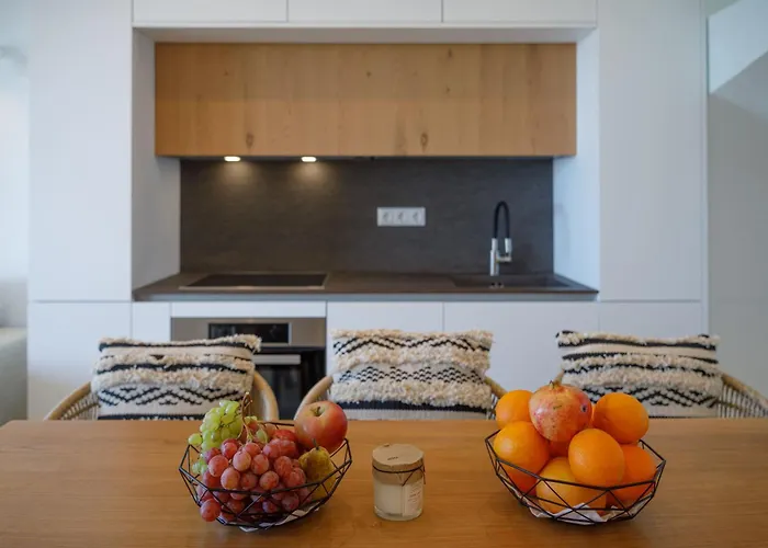 Tatil Evi Hills - Luxury With Private Pool, Garden & Seaview *