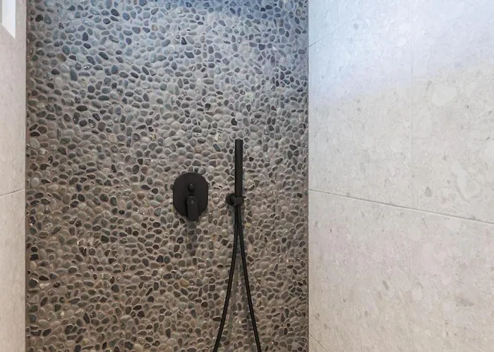 Tatil Evi Hills - Luxury With Private Pool, Garden & Seaview