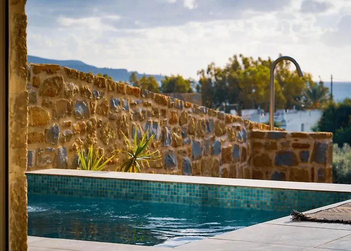 Hills - Luxury With Private Pool, Garden & Seaview Vakantiehuis *