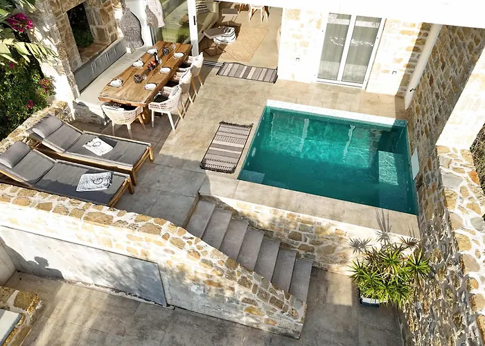 Hills - Luxury With Private Pool, Garden & Seaview * Gialova