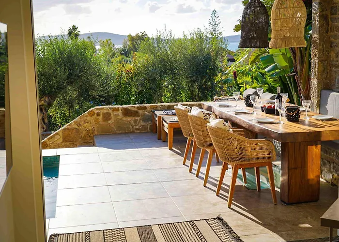 Hills - Luxury With Private Pool, Garden & Seaview *